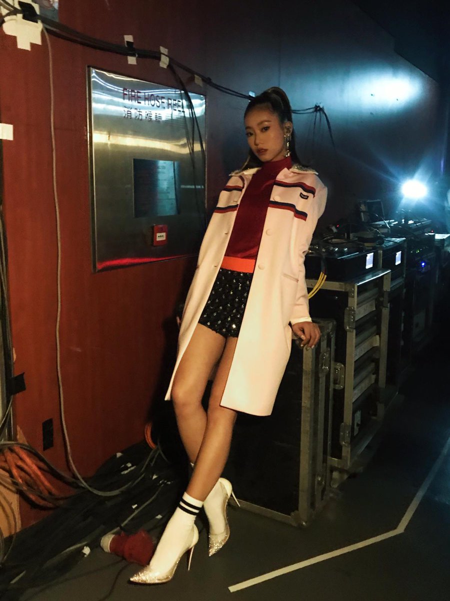 Michell87368068's tweet photo. Ambassador- Hong Kong Artist and Singer. 
@weareyandi @MOAArena @StarGateMall 
#ChristianLouboutin 
#Swarovski 
#womensfashion #mensfashion 
#womenstyle #menstyle #womenshoes #menshoes #womenswear #menswear 
#leathershoes #ankleboot https://t.co/Xo5fmLysZI