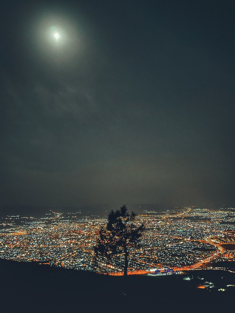 iAmHaks's tweet photo. Views from Azmar, Slemani. Beautiful Kurdistan. https://t.co/pjRVn5WaTZ