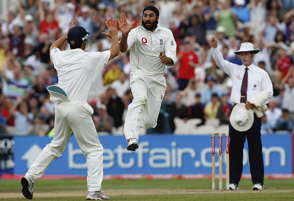  50 Tests, 26 ODIs, 1 T20I  193 international wickets 12 five-wicket hauls

Happy birthday, Monty Panesar! 