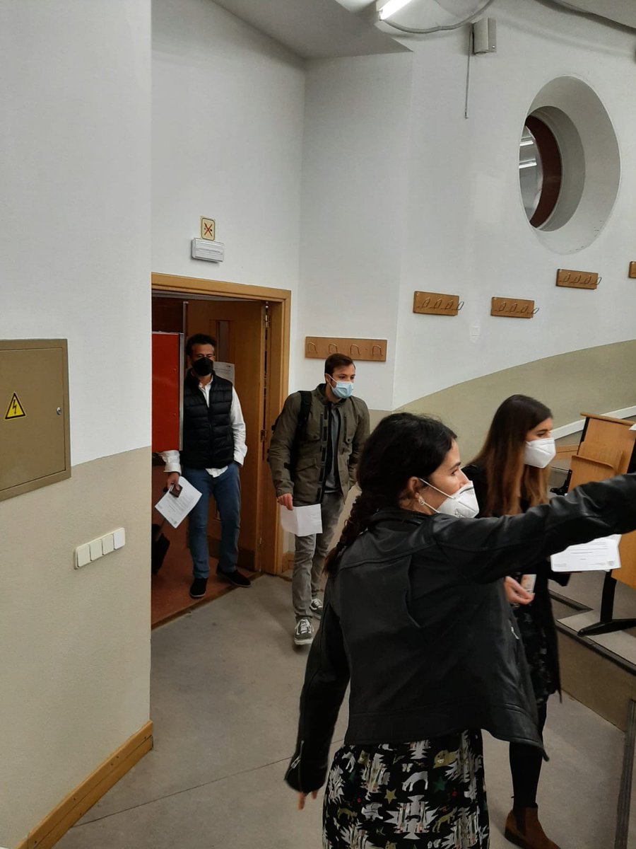 transportesgob's tweet photo. 📝En marcha los exámenes de Patrón de Embarcación de Recreo #PER, Patrón de Navegación Básica #PNB y Patrón Profesional de Embarcación de Recreo #PPER convocados por la#DGMM en la @derecho_uam.
Casi 1.900 aspirantes dispuestos a surcar los mares. 🚢⚓
Buena travesía! 🍀 https://t.co/KxgO7q45Gv