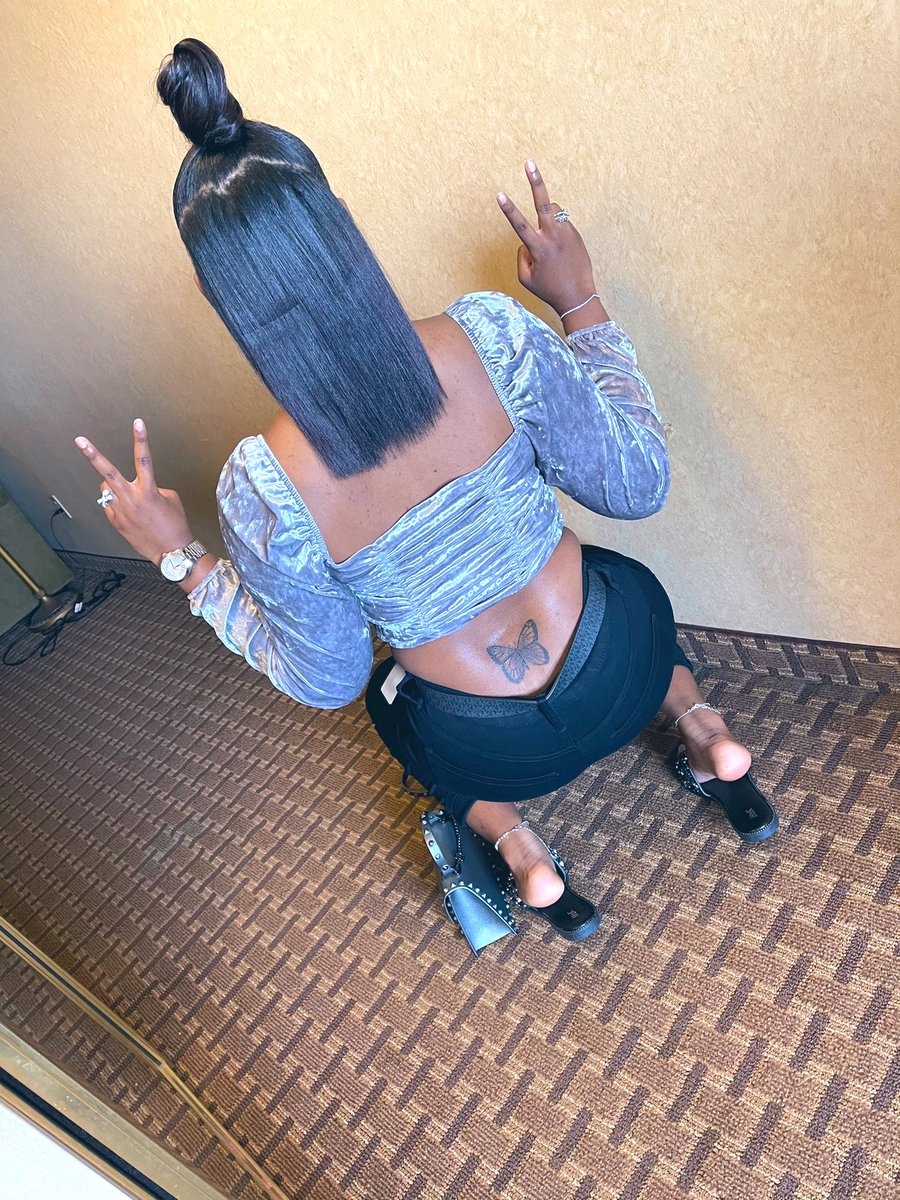 leeyahmonayyy's tweet photo. Gone head🥳 I got mine!! https://t.co/O0Uc5xuouB