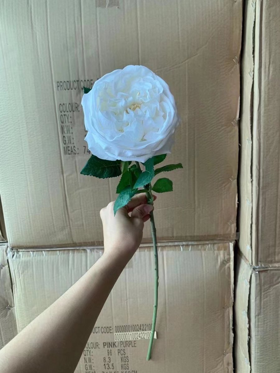 real touch artificial rose flower 
#roseflower #artificialfloral #artificialflower #artificialrose  #realtouchflowers #luxuryflower