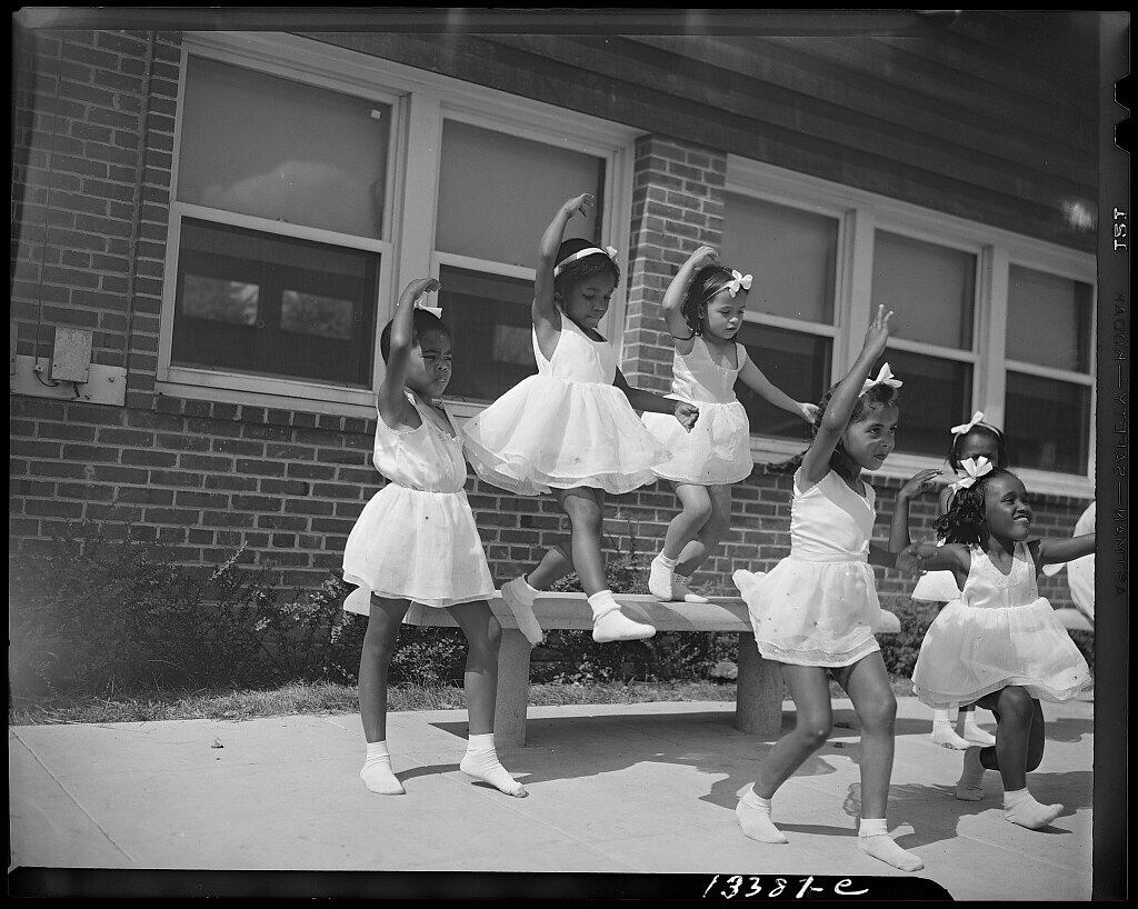 Anacostia, D.C. Frederick Douglass housing project. A dance group (LOC) by The Library of Congress, source https://t.co/VnOYO6xCLy https://t.co/jB6mIBa517