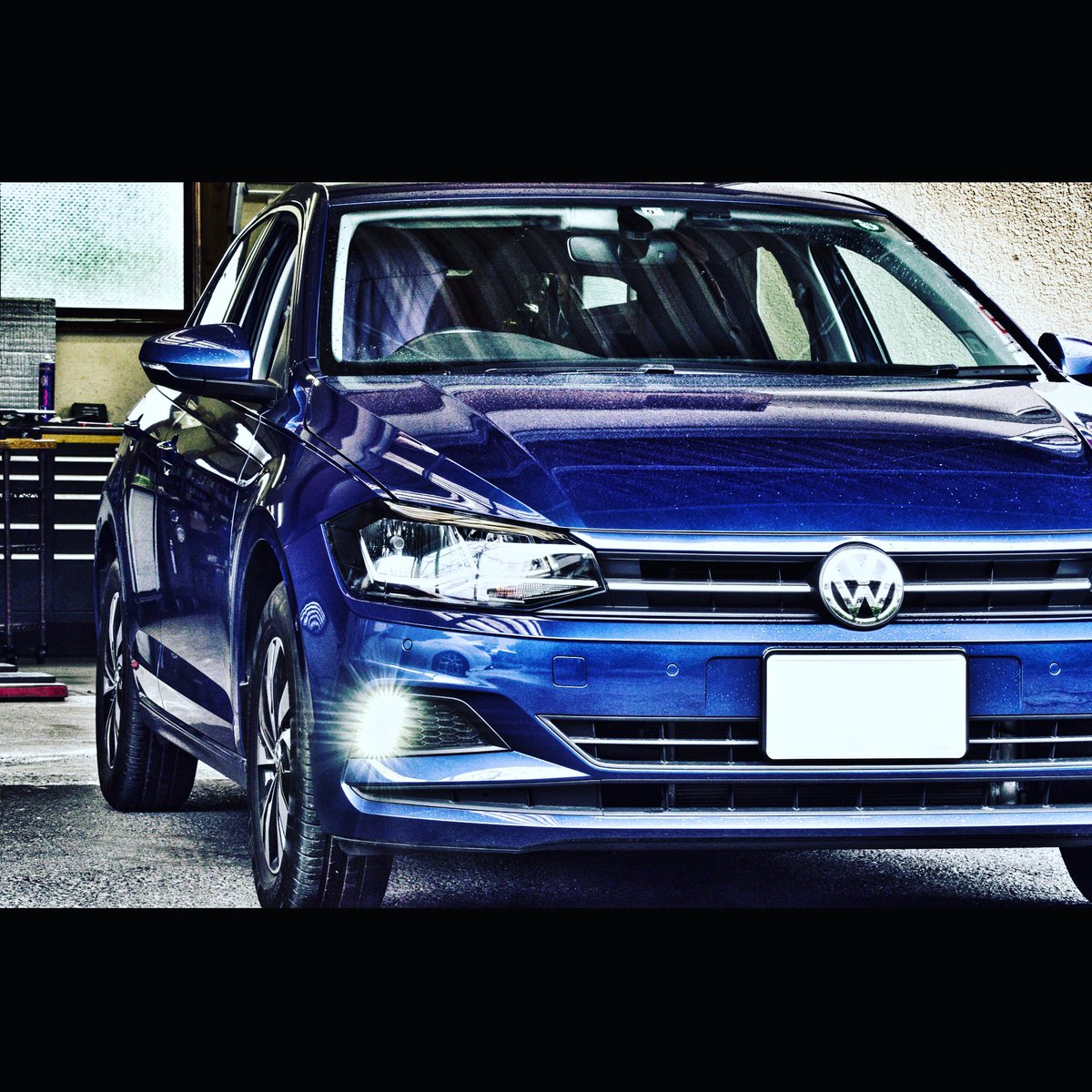AyumiDenki's tweet photo. 【VW Polo TSI (AW)】
今日のモデルさんはAWポロ♪
青らしい青。
こういうストレートな配色も好きです♪
#vwpolo
#poloaw
#polotsi
#ポロtsi
#フォルクスワーゲン
#vw
#volkswagen
#vwtuning
#pentaxk https://t.co/Ee8GIMNKPj