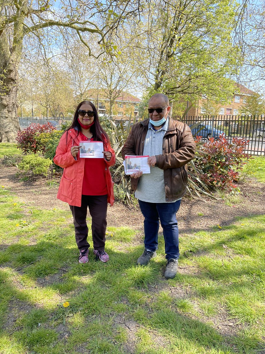 LakminiShah's tweet photo. Cllr Lester Hudson leads Wall End Ward to deliver @SadiqKhan & @UnmeshDesai leaflets for London Mayoral & GLA Elections. It was very much a family afffair with mothers coming out to support Labour. Youngest Labour supporter, 1 year old Marco pictured with his mum. https://t.co/MDMcTMveOZ