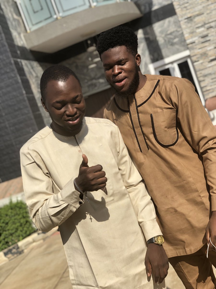 _unclekay_'s tweet photo. Easy sunday, sun beating me left and right but I can’t allow myself to be distracted. Millions on mind, if you can spoil my life dm me🥺🥺 https://t.co/g2mrGh33oe