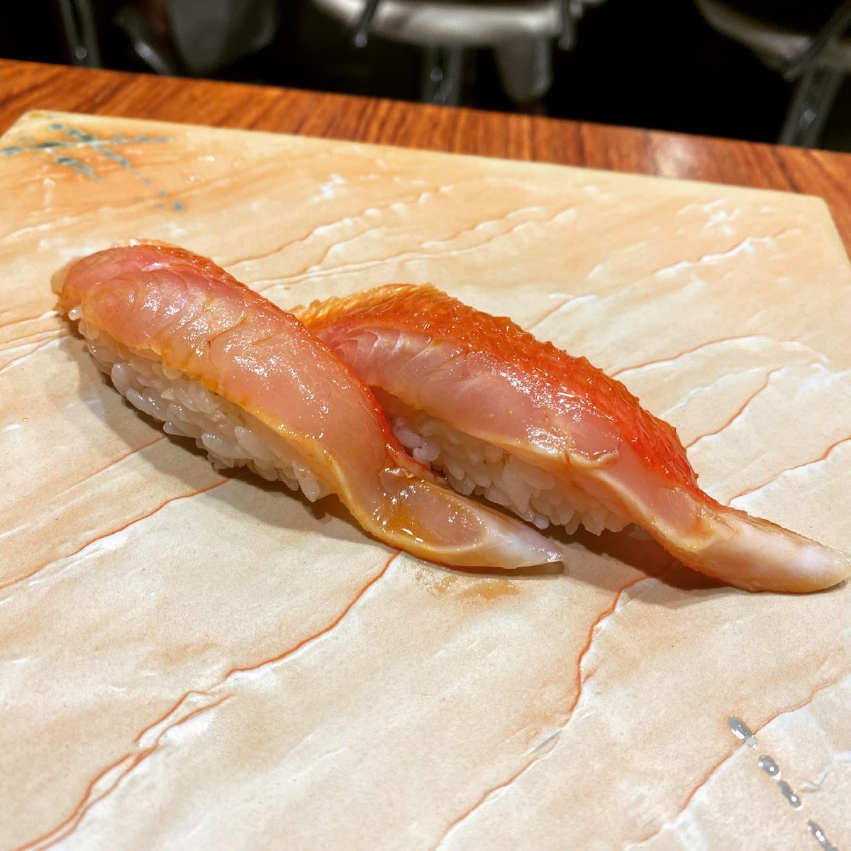 ShugyJapan's tweet photo. I went to Sushi Dai, one of the best sushi restaurants in Toyosu Market!
It was super awesome!
It seems that at the longest times, you wait in line for five hours...😱
#寿司大 #sushidai #sushi #japanesefood #japan https://t.co/2fq46fAiCW