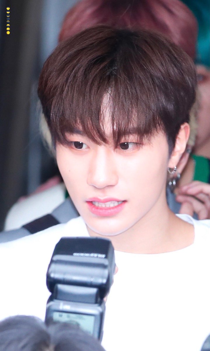 🌔🌓🌒🌑🌘🌗🌖🌕 (@20020507_moon) on Twitter photo 