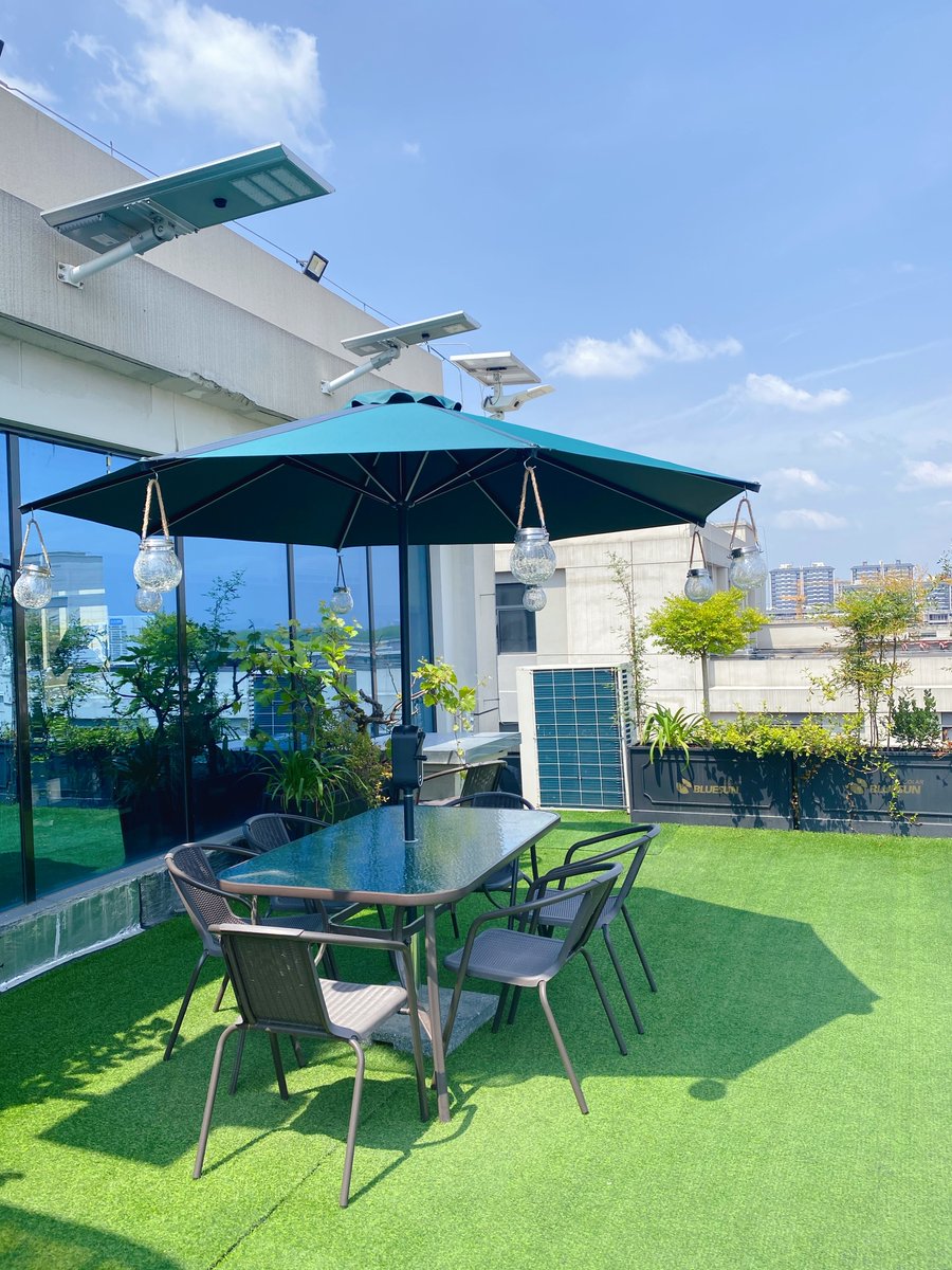 ChristinaHu20's tweet photo. How to make your hotel stand out?
Bluesun solar umbrella make your outdoor places more high-tech and let customers have a different check-in experience

#hotel #resort #umbrella #outdoorumbrella #patioumbrella #swimmingpool #garden #usa #usahotel https://t.co/K8YckifLIP