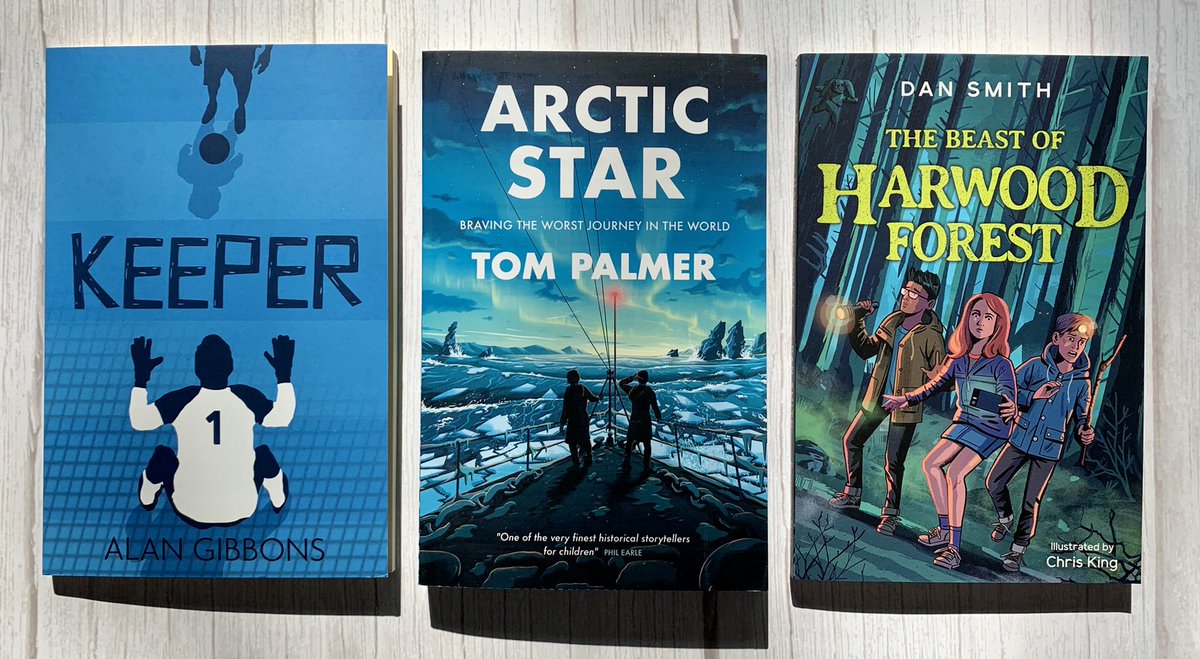 BookSuperhero2's tweet image. A huge thank you to @BarringtonStoke for sending me this trio of wonders. I can’t wait to get stuck in (although #BookBoy has stolen #Keeper!) 

#Keeper by @mygibbo 
#ArcticStar by @tompalmerauthor 
#TheBeastOfHarwoodForest by @DanSmithAuthor