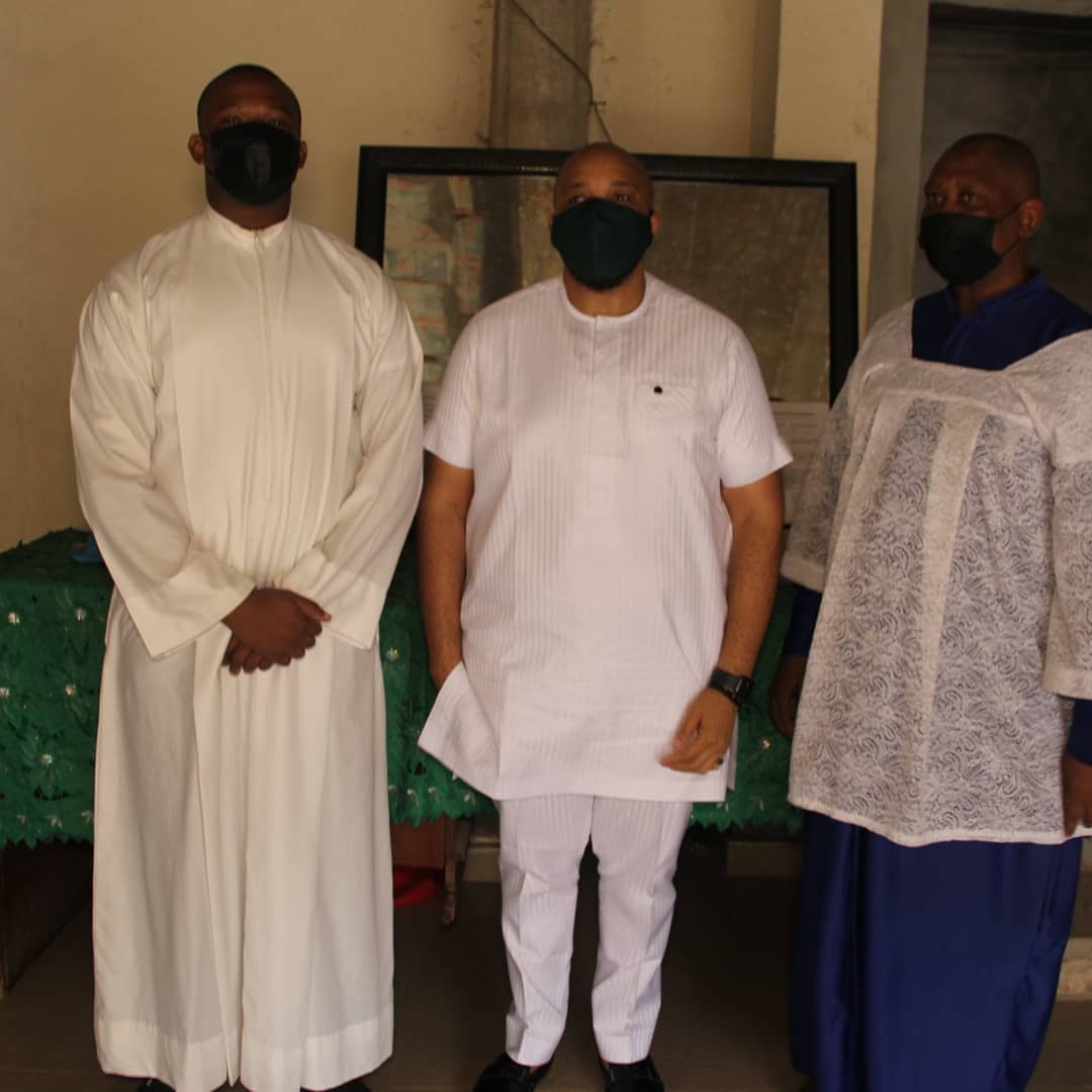 edhic_edohis's tweet photo. In celebration of World Malaria Day the Director-General, Dr Rock Amegor, takes the Edo State Health Insurance Commission to the Catholic faithful at St. Francis Catholic Church 🙏🏾
#Edohis
#WorldMalariaDay2021 https://t.co/ScC97oG2Vd