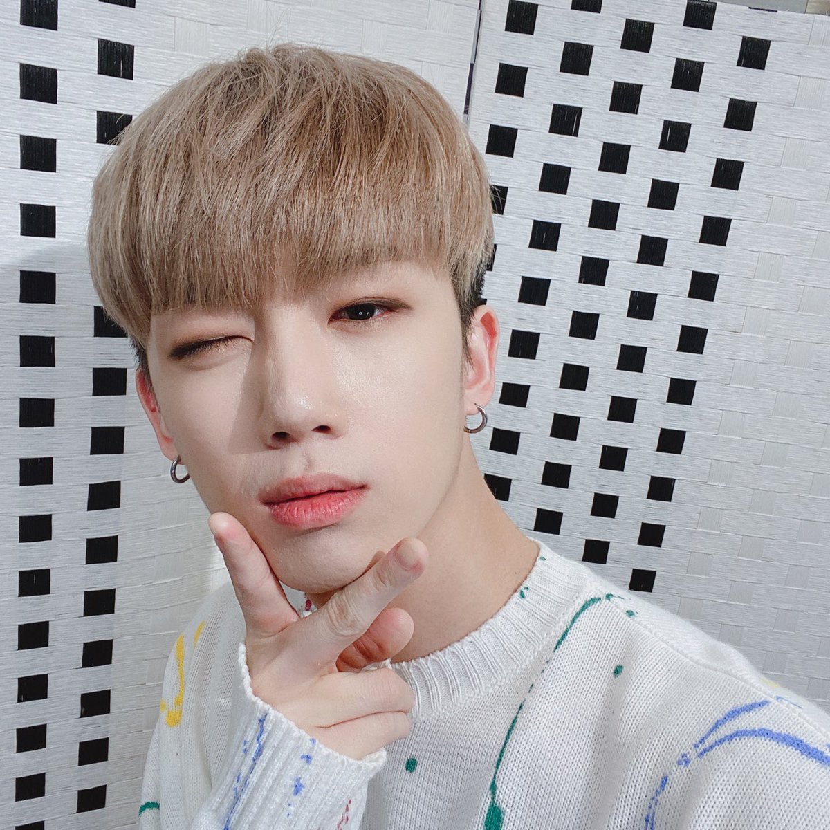 MYst_member's tweet photo. [#거누] 마늘이들의 오늘 하루는 어땠어요~? 이제 뭐할거에요~?
#MYst #마이스트 #Keonwoo #건우 https://t.co/s9FvuDIC6h