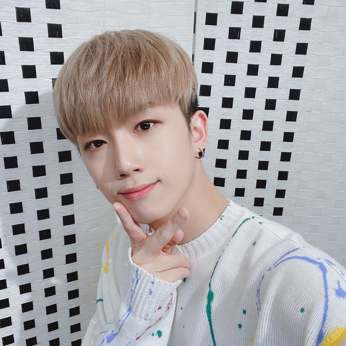 MYst_member's tweet photo. [#거누] 마늘이들의 오늘 하루는 어땠어요~? 이제 뭐할거에요~?
#MYst #마이스트 #Keonwoo #건우 https://t.co/s9FvuDIC6h