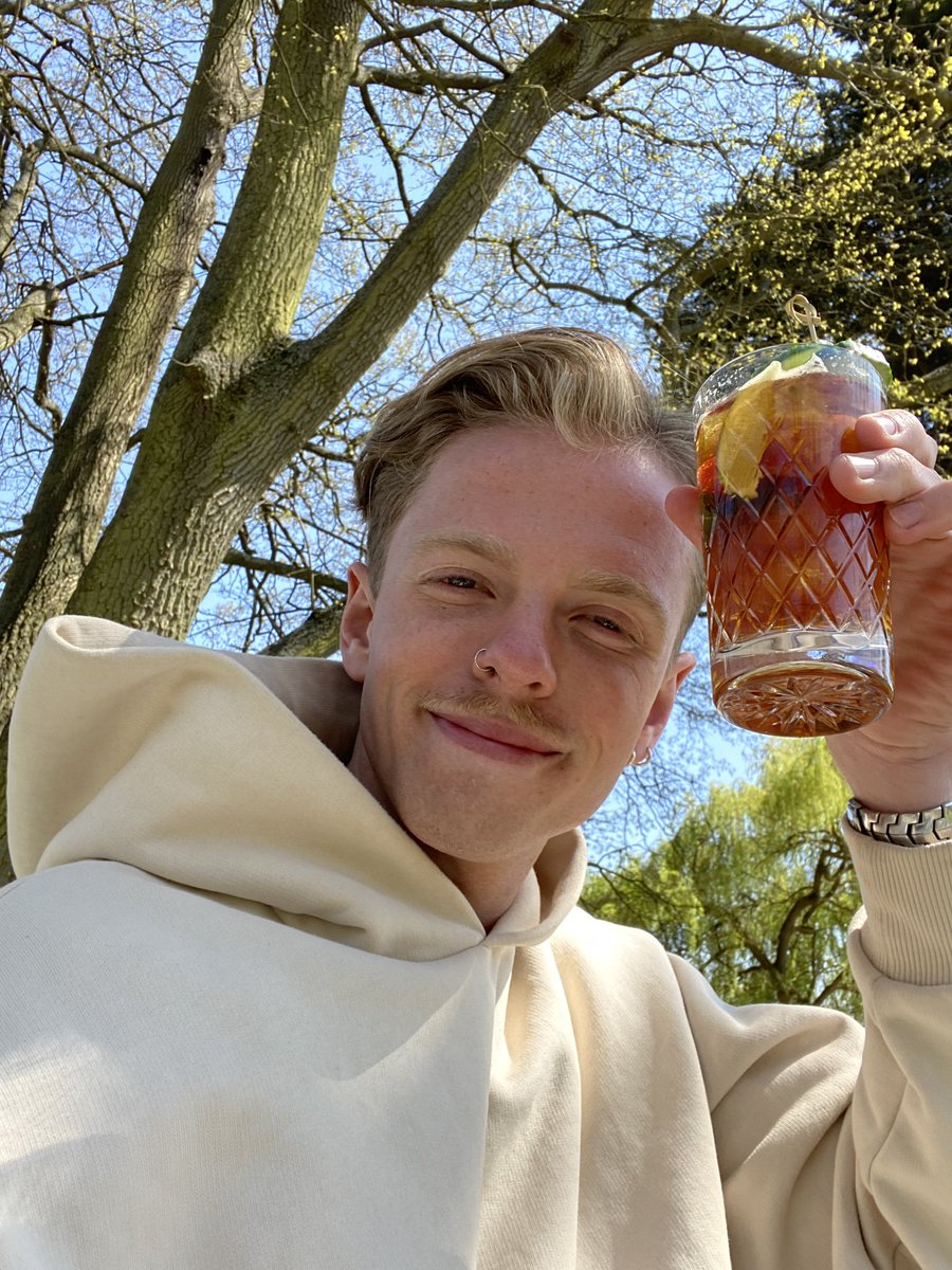 Pimms à la Baltic April Breeze xo