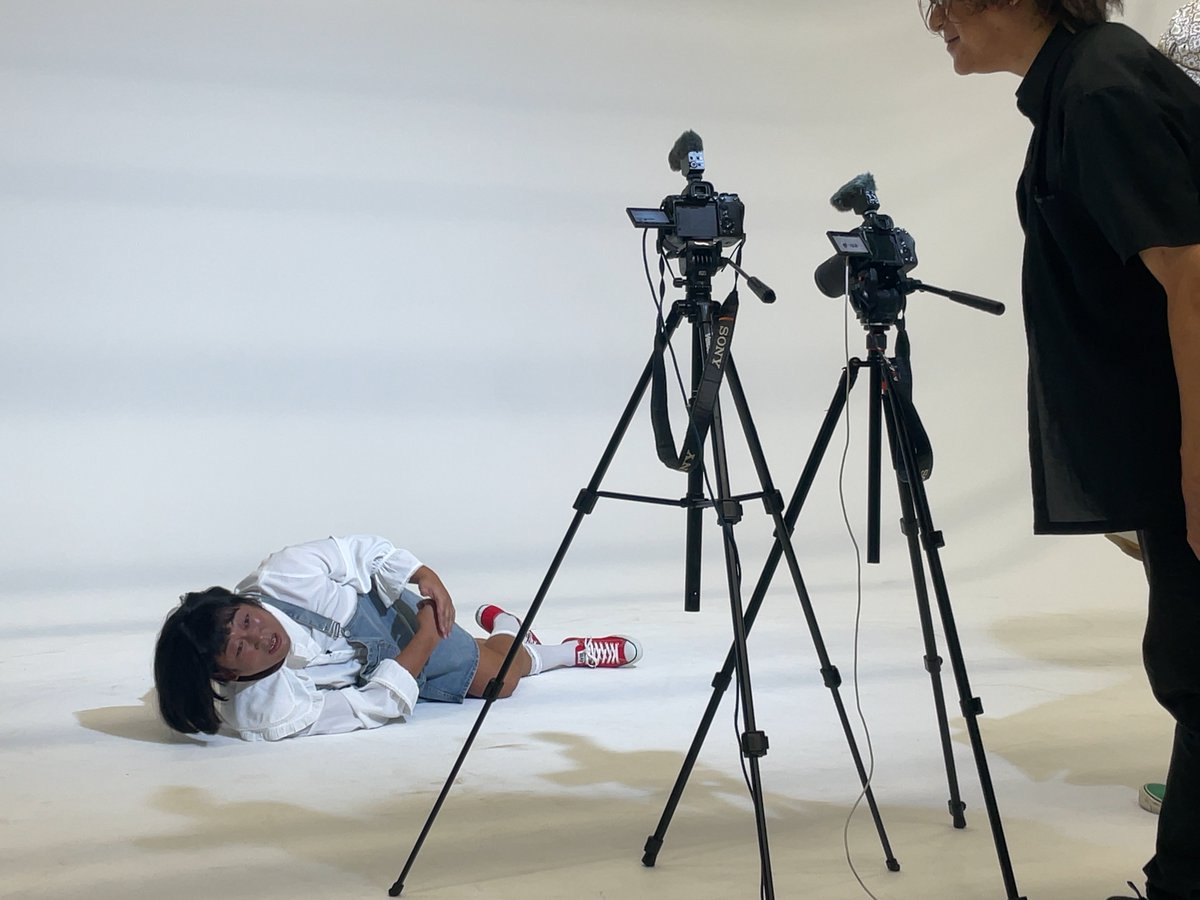 mpupjp's tweet photo. ロバート秋山新ネタのオフショットを公開！

「○○がイヤだ！」
子供のイヤイヤ期をテーマに新ネタを披露！まだ見ていない方はぜひご覧ください！

今後もオフショットなど投稿していくのでアカウントのフォローとチャンネル登録をお忘れなく！  
https://t.co/u8K2OFV5Lv 
#ロバート秋山　#秋山竜次 https://t.co/2Ptxmnfs6y