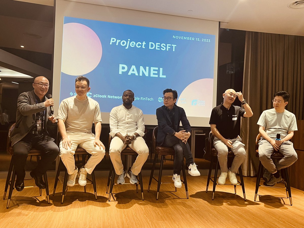 beta_web3's tweet photo. 感谢@myanTokenGeek 孟岩老师邀请参加 @SolvProtocol &    @zCloakNetwork 共同举办的 #ProjectDESFT，并在圆桌环节分享我们项目@KetchupRepublic和 #ERC3525 结合的用例。

1. 我们@KetchupRepublic 结合ERC3525可在线下消费场景中作为会员卡来使用，既能标定会员卡的NFT及身份属性，又能容纳会员卡里的用户积分和资产。
2. 现实世界资产 #RWA  可以用3525做资产证券化，或者是现实资产的通证化，来标定其所有权和提供流动性。这个和 #DePIN的 “物理基础设施网络”的属性非常契合。
