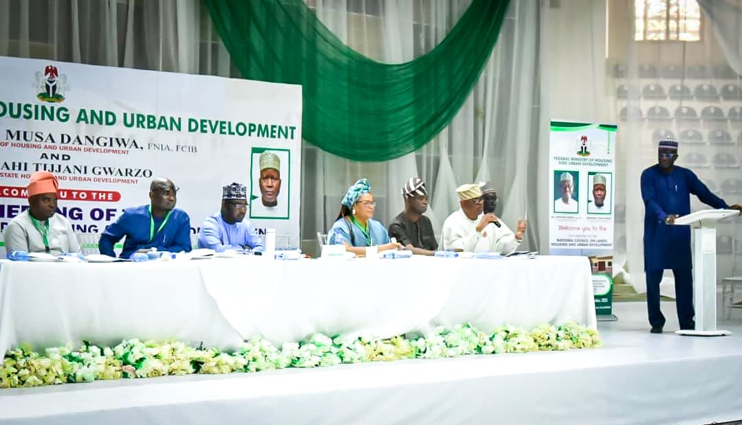 SenGbengaAshafa's tweet photo. Attending the 12th meeting of the National Council on Lands, Housing and Urban Development organised by the @fmhud_ng  under the able leadership of the Honourable Ministers, @Arch_Dangiwa and Alhaji Abdullahi Tijjani Gwarzo (HMS) at the Yaradua Hall Murtala Square, Kaduna State. https://t.co/JxqllEgBl0