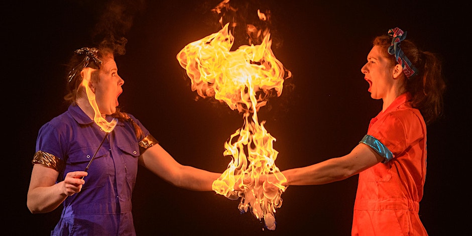 STEMTeachIntern's tweet photo. Happening today in #Ballina! "#StrongWomenScience is a circus science show for children and families starring two women scientists turned circus performers." @circus250 @MayoScienceFest @BallinaArts https://t.co/9QFuiDH7Gb