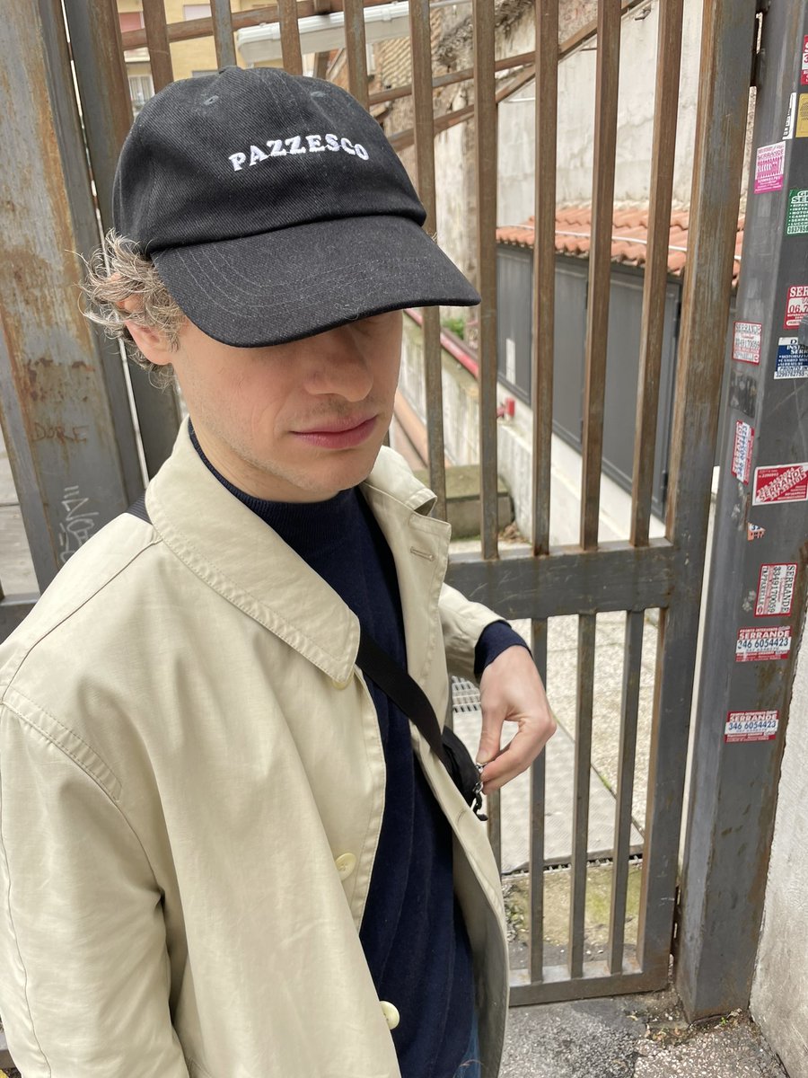 Emanuele Atturo tweet media