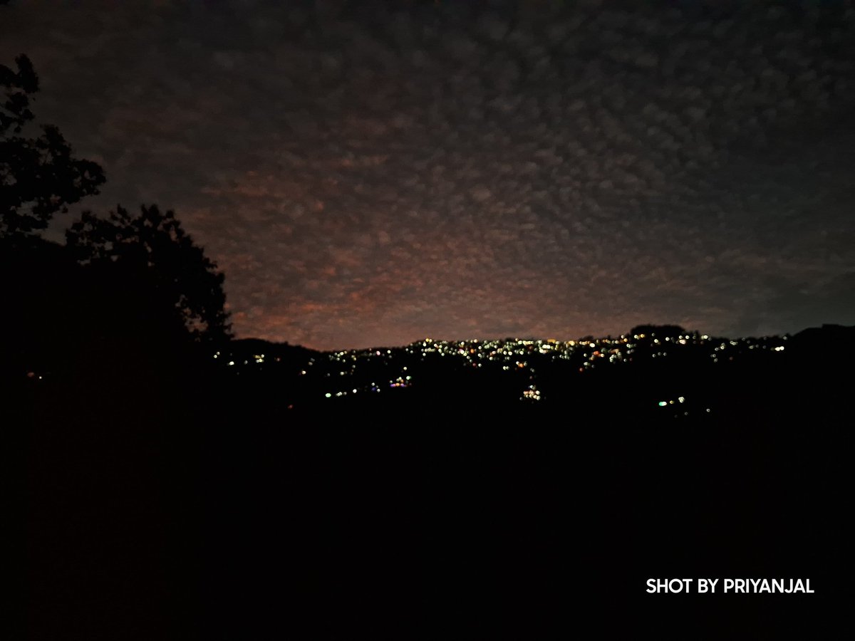 BinitaDarjling's tweet photo. In the evening glow,find solace in the moments of quite reflection.
@Atithyahomestay #Yankhu #mineralspring #Darjeeling.
@Travellersindia https://t.co/iEy66REbTM