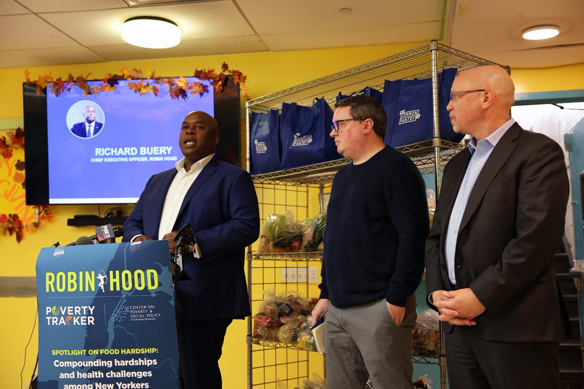 RobinHoodNYC's tweet photo. Robin Hood CEO @RichardBuery, @CpspPoverty's Christopher Wimer, and @NYCommonPantry CEO Stephen Grimaldi recently announced the #PovertyTracker Spotlight on Food Hardship, reinforcing the need for government action to fund essential benefits. #FightPoverty
https://t.co/TDvYS4WE8D https://t.co/fIgoRYqeeG