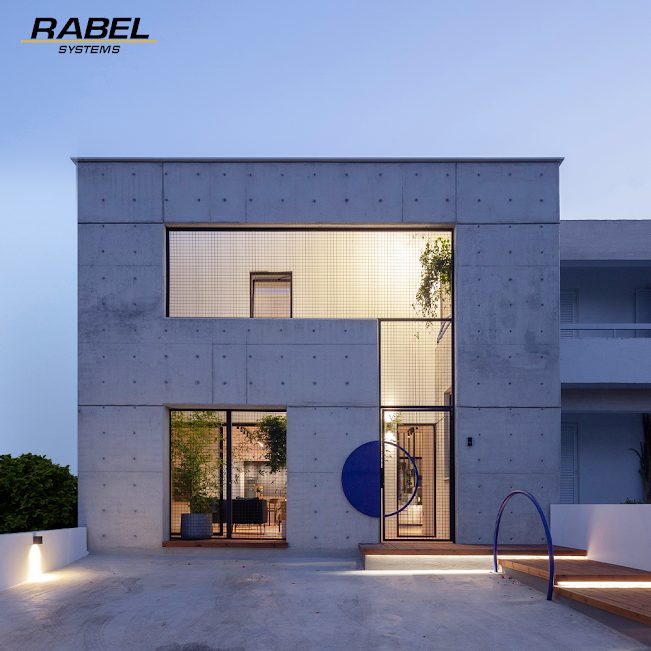 RABEL_SYSTEMS's tweet photo. Project #DOMUSLAETITIAE House in a #RefugeeSettlement
Architect: STUDIO KYRIAKOS MILTIADOU
#AluminiumFabricator: NIKOLAS A. STAVRAKIS LTD
Systems:Rabel 50 Slim Super thermal
Rabel 8400 Minimal / Super Slim Casement System
Rabel 8700 Slim Super Thermal
Photos: Creative photo room https://t.co/SaLWUZvScl