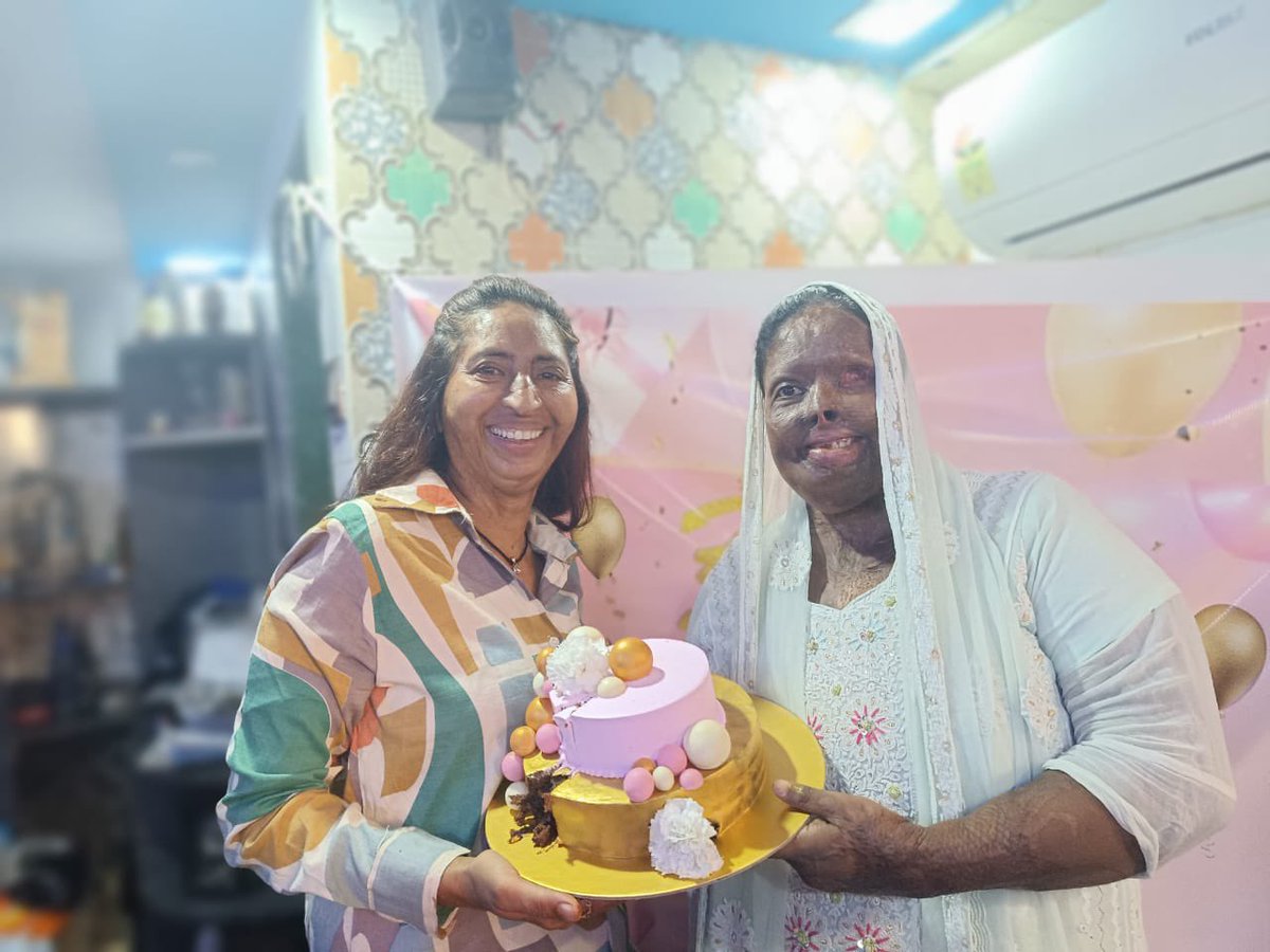 ahmedshahrin's tweet photo. Let’s End the day with some A Nobel work and positivity today. This is our last surprise Gift for you @TouqeerSumbul . 
The Girls who are Willing participants with me due to support and success this whole Sumbul Birthday celebration. 
I Thank You All 💜💗. 
@saahas_ngo Donation from Sumbul Birthday 

@IamAyu___  @SumbulMyPhoenix @mathwiz85 @Spread143 @Sonia200790 @RasadiShrimali @MagicinTrust and SonaliSiriwardhana 

A special thanks to Sonia, Rasadi, Sweatha and Pooja who tolerate my tantrums 😁. I love you my Girls. Lots of love and hugs.

@TeamSumbulFc007 
Happy Birthday Gungun beta. 
#SumbulTouqeerKhan