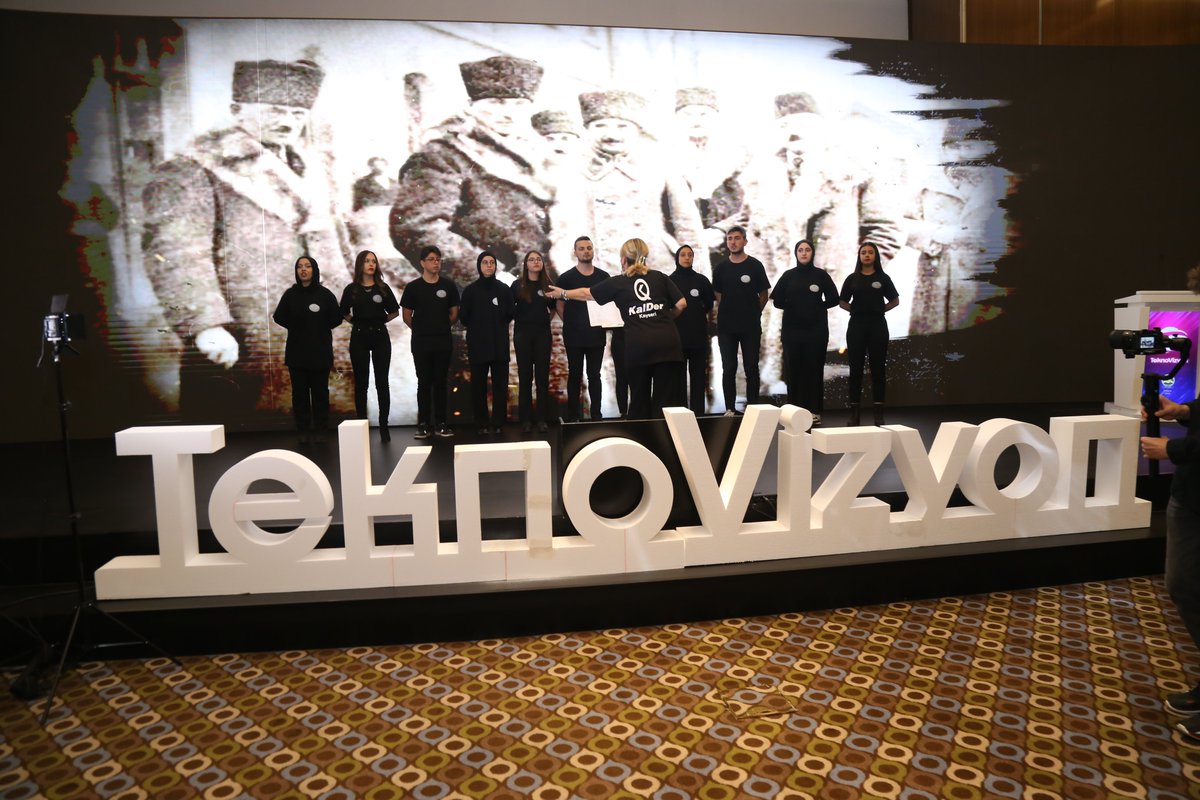 TBDKayseri's tweet photo. TeknoVizyon sahnesinin kıymetli misafirleri -10
Genç Kalder Topluluğu https://t.co/E2GaiZfcwr