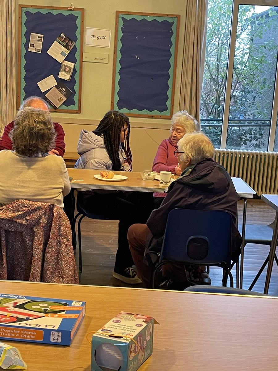 A very busy #friendshipcafe today 😊 lovely to see everyone & spend some time together. @boghallparishchurch ⛪️On the menu today, tea, coffee, cake, biscuits and an impromptu recital of a pupils favourite poem. 📖Come and join us every Wednesday 11-12 🫖☕️🎂🍰🧁🍪@EdScotHWB