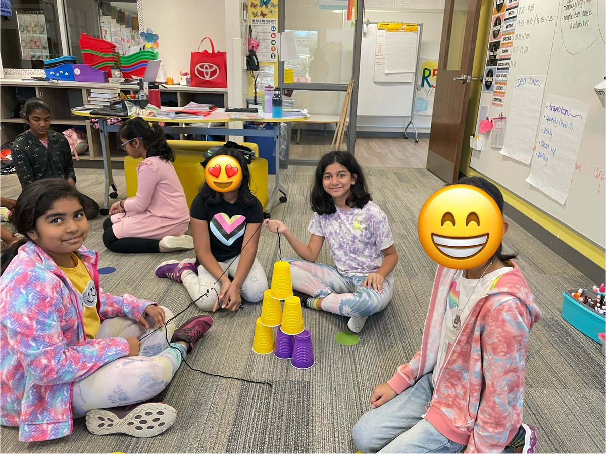 We had fun goal setting and practicing teamwork this morning with Second Step during our morning meeting!