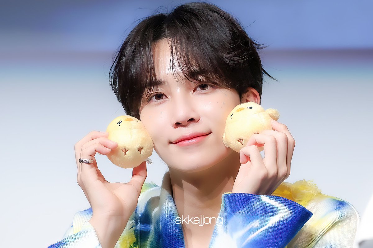 세븐틴 정한 7cm 인형 아카쫑🐤 
2차 판매 수요조사 

🗓️11.15 (수) ~ 11.22(수) 23:59

✅ 최소수량 미달시 진행되지 않습니다. 

🐣제작 확정시 RT&amp;FOLLOW 추첨 한 분께 아카쫑 1SET를 드립니다.

🔗자세한 사항은 윗치폼을 확인해 주세요
witchform.com/demand_form/86…