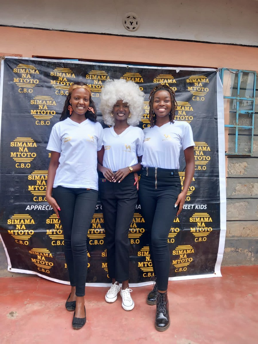 _Achieng_vee's tweet photo. It's about that time peeps! Head over to Instagram @dgohniehairarts and show some love to the #POHAxVUVUARCHERS
#POHAxVUVU23faces
@Dgohnie_POHA @vuvuafrica https://t.co/XGn76kpnj5