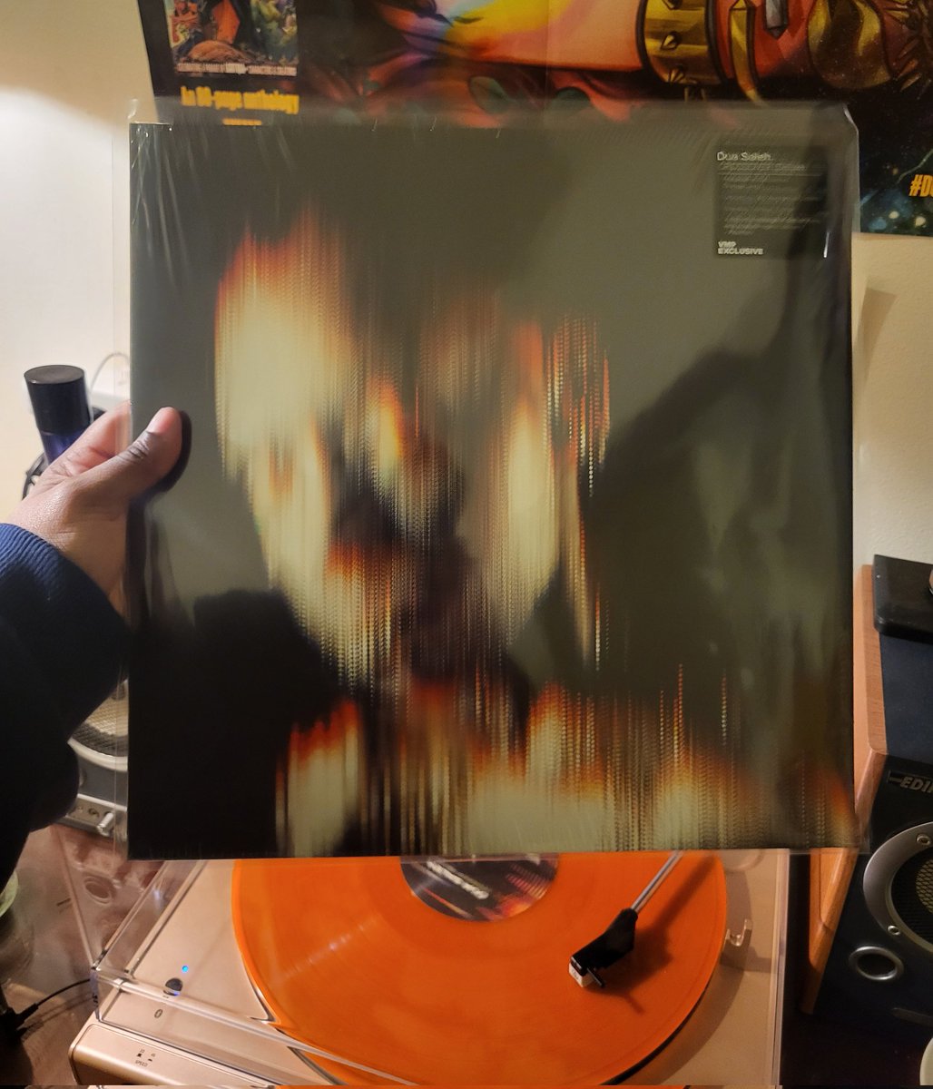 beyondbinary91's tweet photo. Vinyl of the Day: CROSSOVER(Deluxe) - Dua Saleh
#CROSSOVERDeluxe #VMP #VMPExclusive #DuaSaleh https://t.co/vvsySv3uYu