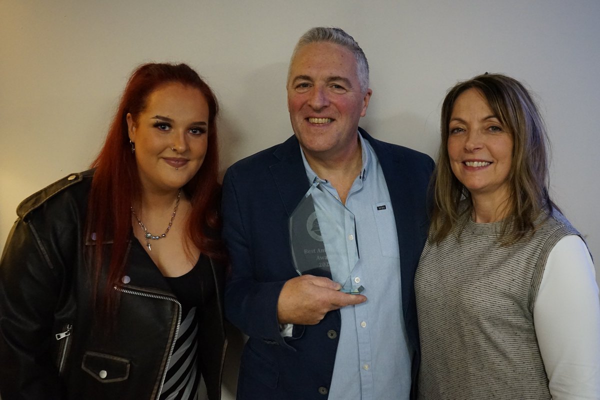 JeremyEditor's tweet image. I can't help sharing some more pics from the @CarouselAware, all courtesy of photography wizard Daria Piaseczna. Well done to @CarolannCopland &amp;amp; the incredible committee. #authorcommunity #WritingCommunity #Awards