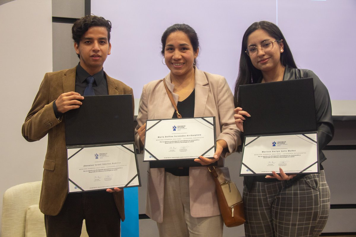 ubausate's tweet photo. La Universidad Jaime Bausate y Meza se enorgullece al anunciar que Jhonatan Sánchez, Marisse Solis y Mabel Alva, estudiantes del 10mo ciclo de Periodismo, quedaron finalistas en el concurso "Divulgación en Innovación y Desarrollo en Ciencia y Tecnología en Salud" de @pfizer_news. https://t.co/qzXoaVBFfI