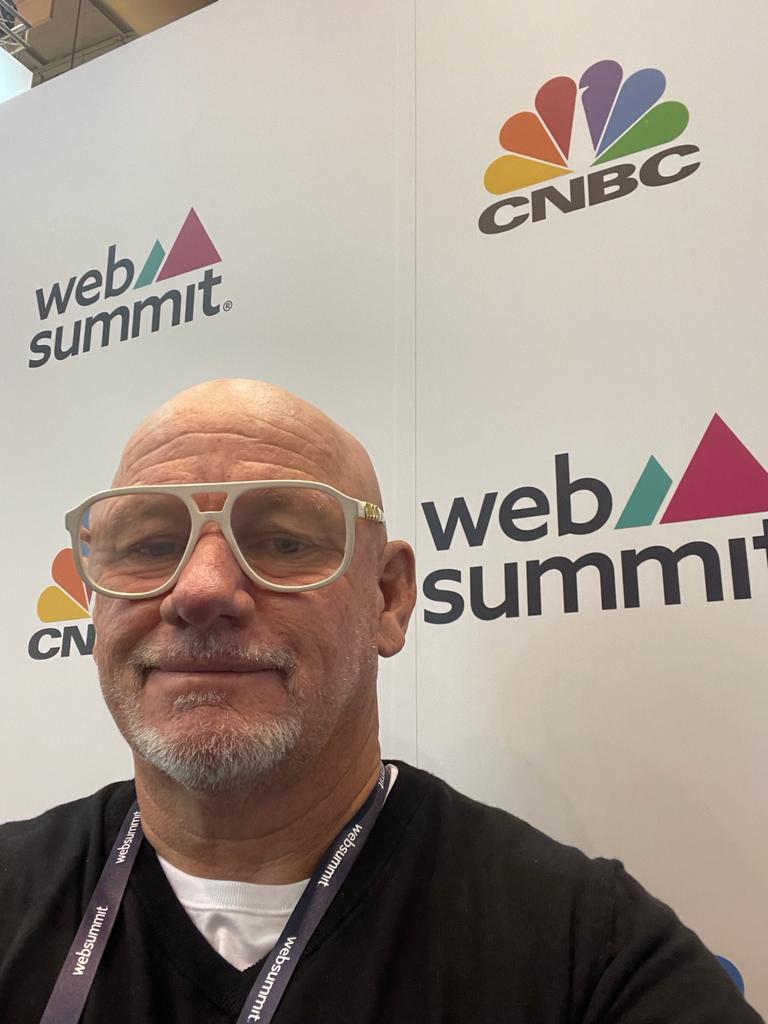 🚀 One of our co-founders, Bernard Flynn representing OX at Web Summit 2023!  

If you're participating too, don't miss the chance to meet Bernard and witness innovation in action! 🔥

#WebSummit2023 #OXApp $OXIT #Lisbon #Web3