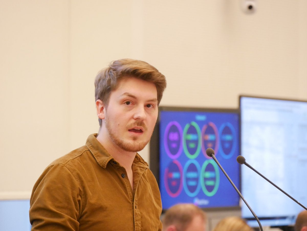 Jetzt gemeinsamer Antrag mit #SPD "Qualität und Zufriedenheit mit der Kindertagesbetreuung verbessern" #srle 
<a href="/WilliamRambow/">William Rambow</a> bringt ein.