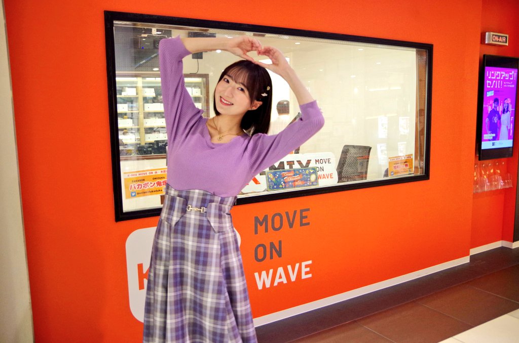 __Kanday's tweet photo. 今日の
#びゅーすた軒のまきむらさん
#kmixmove
#これでも推しとのおしごとで茹で上がった直後
#奥でやなぎぃと鬼ちゃん歓談中 https://t.co/hkGrLDQJ6i