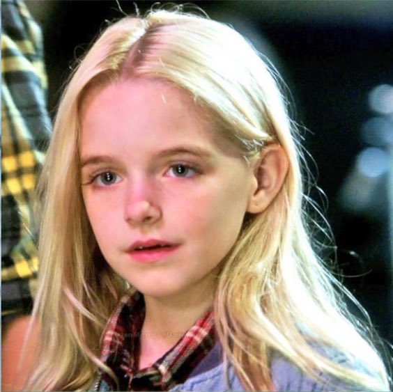 CISNESWAN_'s tweet image. #GrowthChallenge

&quot;Postea una imagen de tu personaje de pequeño y una actual para ver lo mucho que ha crecido.&quot;

Quien guste que lo haga pero voy a mencionar 

@RubyxLucxs 
@Ingrid_SQ_ 
@HeroCharming_ 
@truestbcliever