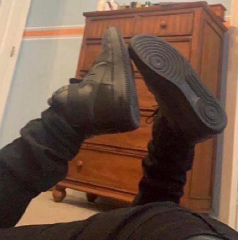 me when she replies fast