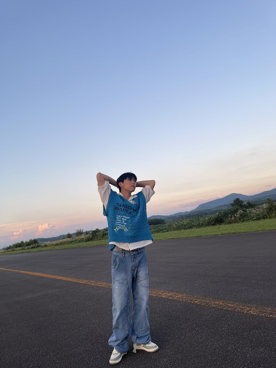 #승준 #민균
민균이 생일 축하해 ~ 온앤오프의 거대 고양이 철부지 뀬이 항상 행복하고 같이 달려보자구❣️밥 많이 먹고 건강하여라 !