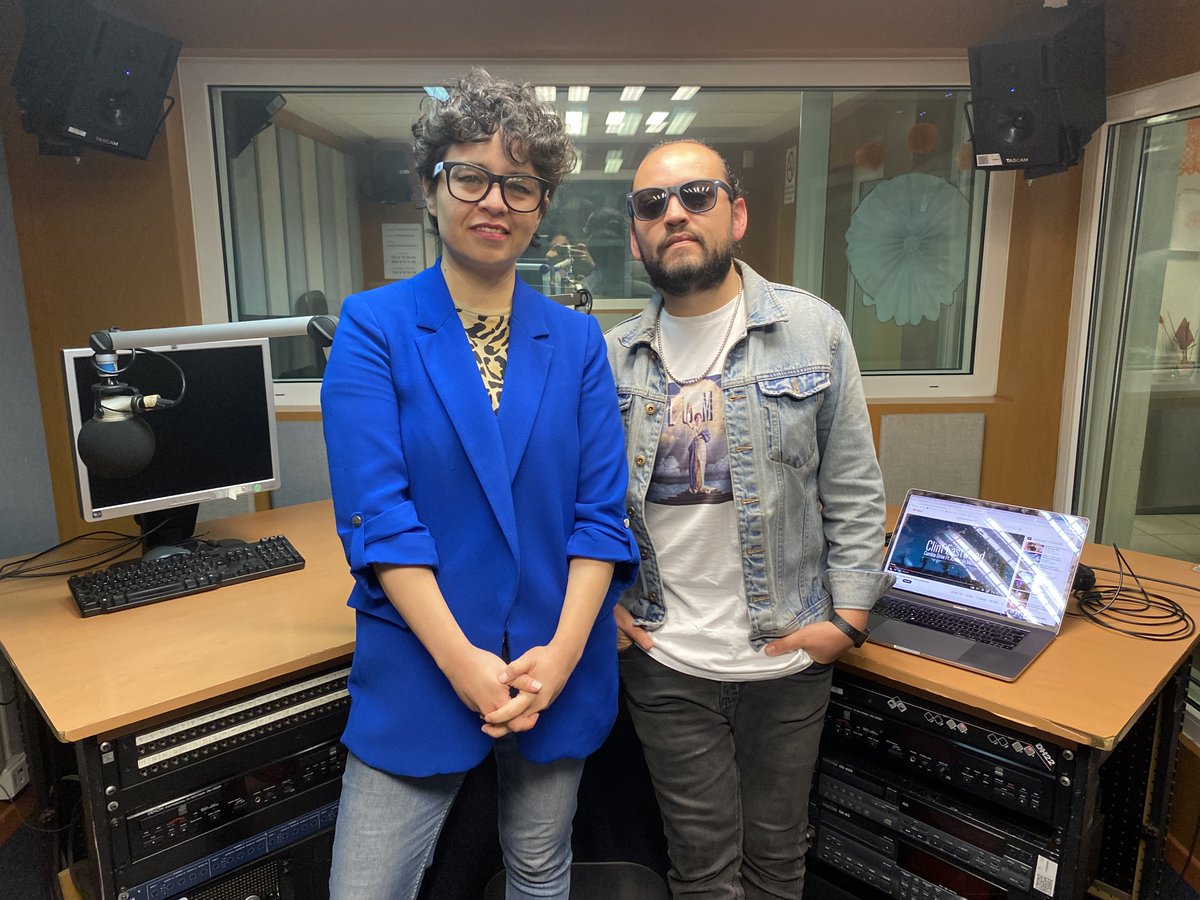 MexiquenseR's tweet photo. ¡Buenos días #Edoméx! Ya es #MiercolesEnTuIdioma en la #RevistaMXQ🤘con Gaba Cabral e Iván Huerta. Angie de la Vega con “Miércoles de Cultura laboral”. Alejandro Fuentes con el tema "Se aproximan las vacaciones…". Fernando Dávila charla con Francisca Valenzuela y Asael Porfirio entrevista al cantante español, Borja.🎶🤔🎙️

Comunícate al👉 722 414 94 89
#ConéctateConLaRadio📻