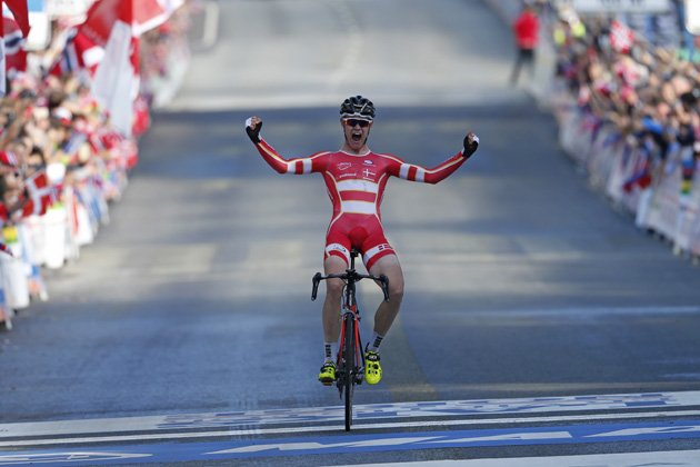 👀 #FreeRiders : Julius Johansen🇩🇰

⚠️Combative rider, perfect for breakaways, that has good tt skills and endures well some hills

⚠️A known face in the breakaways during this season, he showed good TT skills finishing 3rd in Down Under prologue.
#Cycling #CyclingTransfers 
1/2