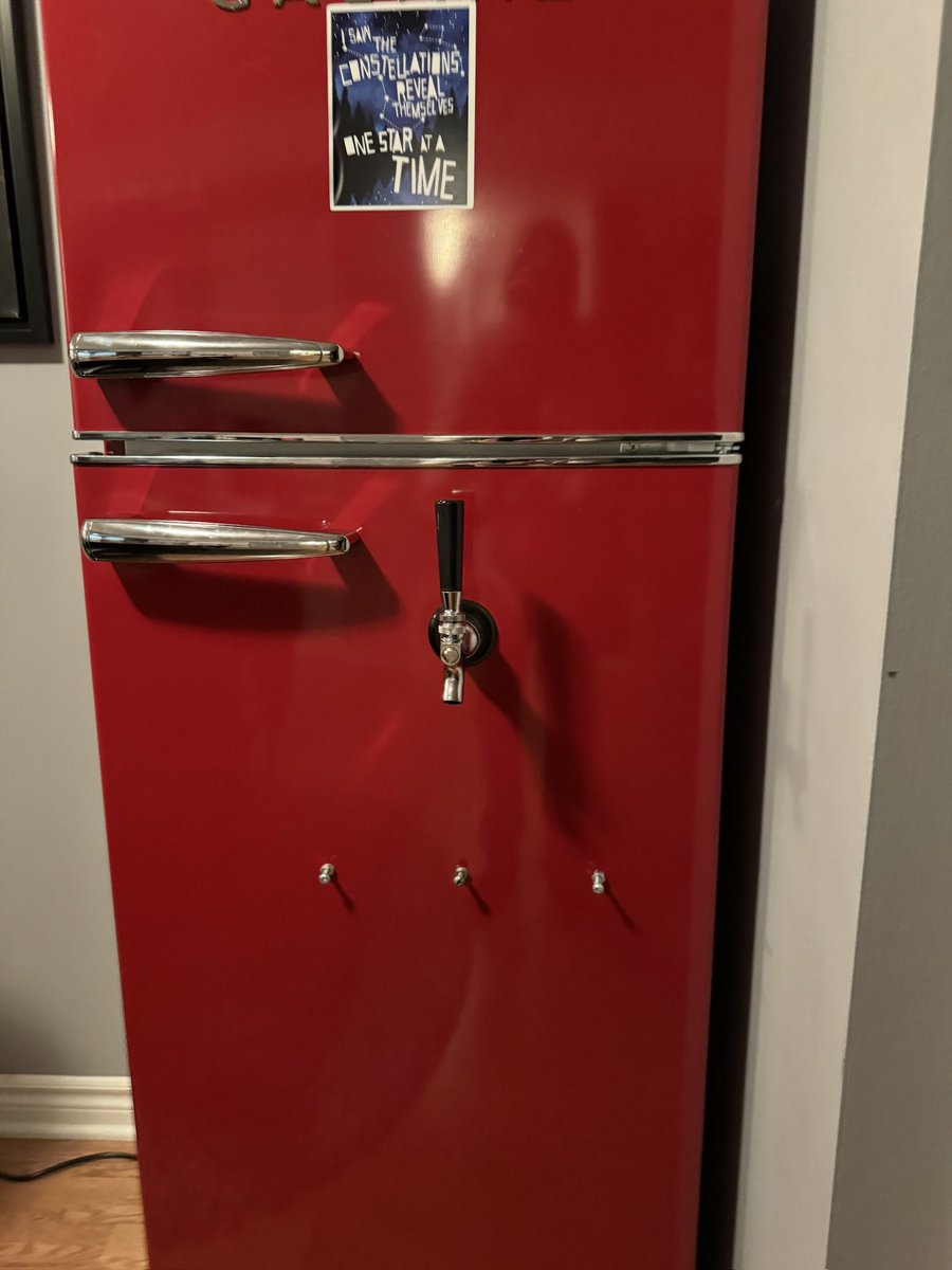 I lost a bet to Ian from <a href="/whiprsnaprbrew/">whiprsnapr brewingco</a> on last week’s #Sens v #Leafs game.

That means Ian was allowed to rummage through my secret stash and take what he wanted from behind this forbidden door.

That’s on today’s show.
🎧 TallCanAudio.com/listen
💻 tallcanaudio.com/episode/tca1202