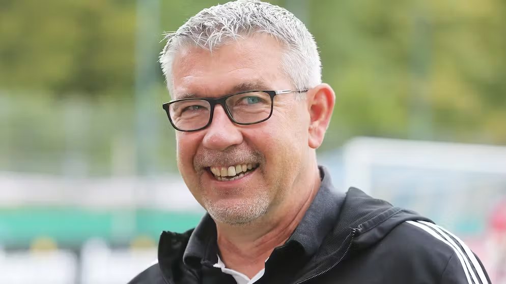 martinfcu tweet media