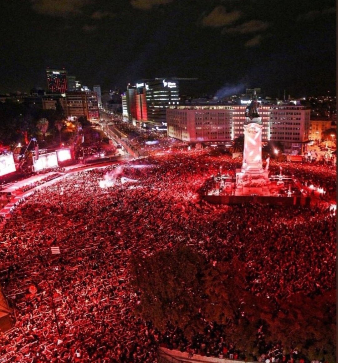 A vida fez-me do Benfica e eu fiz do Benfica a minha vida❤️