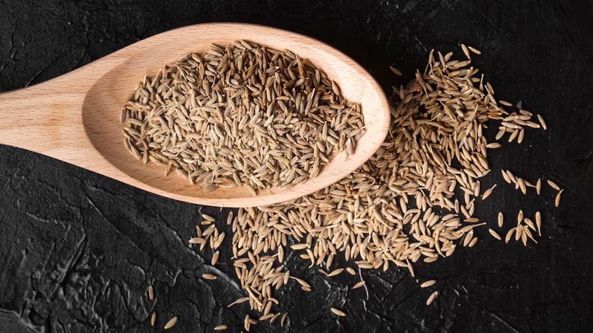 knnindia's tweet image. High Export Demand Of Cumin To Make Spice Expensive

#Exports #Cumin #Spices

knnindia.co.in/news/newsdetai…