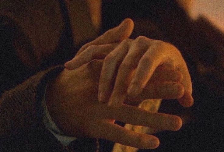 mycelticmoon's tweet photo. Take my hand. https://t.co/SoguqBWLqZ