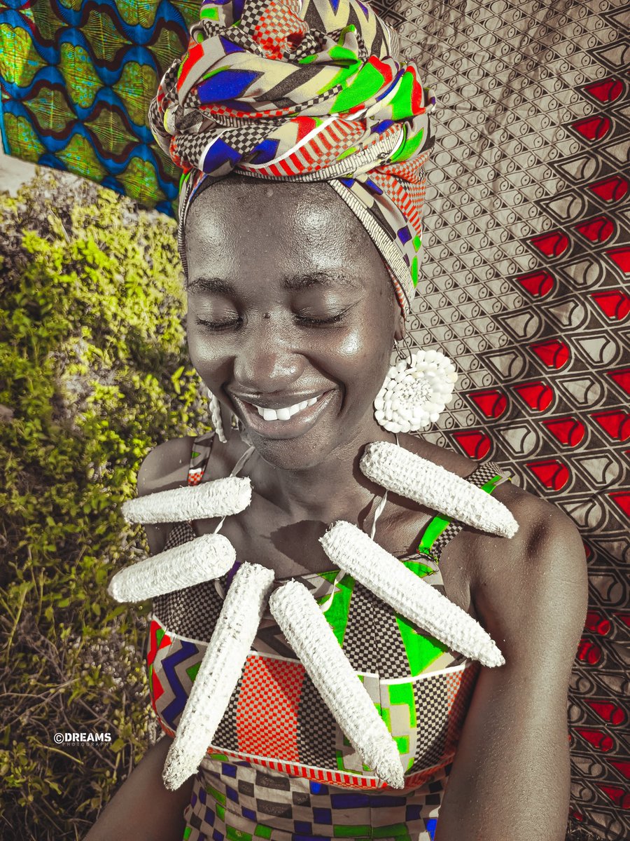 Dreams_Photoz's tweet photo. There is always something new out of Africa.
As Africans our creativity is new everyday!
A concept inspired by my environment.
SHOT ON: @GooglePixel_US Pixel 5
Apps: Lightroom mobile and after focus.
LOCATION: Niger state, Nigeria https://t.co/yIMRLtB2nt