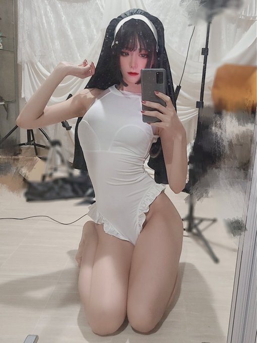 コスプレイヤーしろさきのTwitter画像26